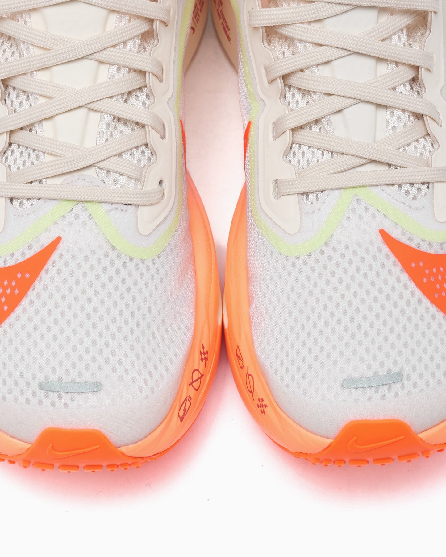 Nike Women's Zoom Fly 6