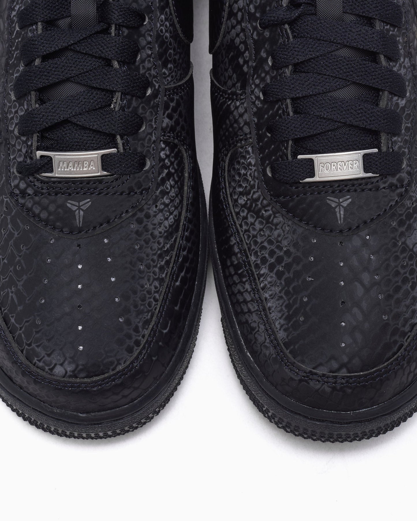Nike x Kobe Bryant Air Force 1 Low "Forever Black"