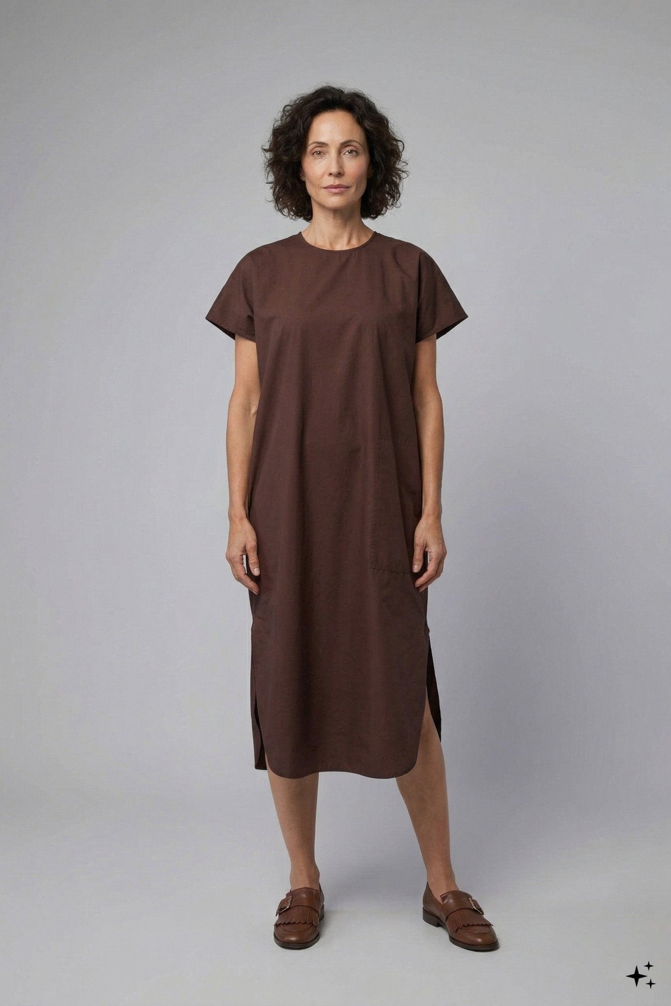 Crew Neck Ssl Dress with Curved Hem