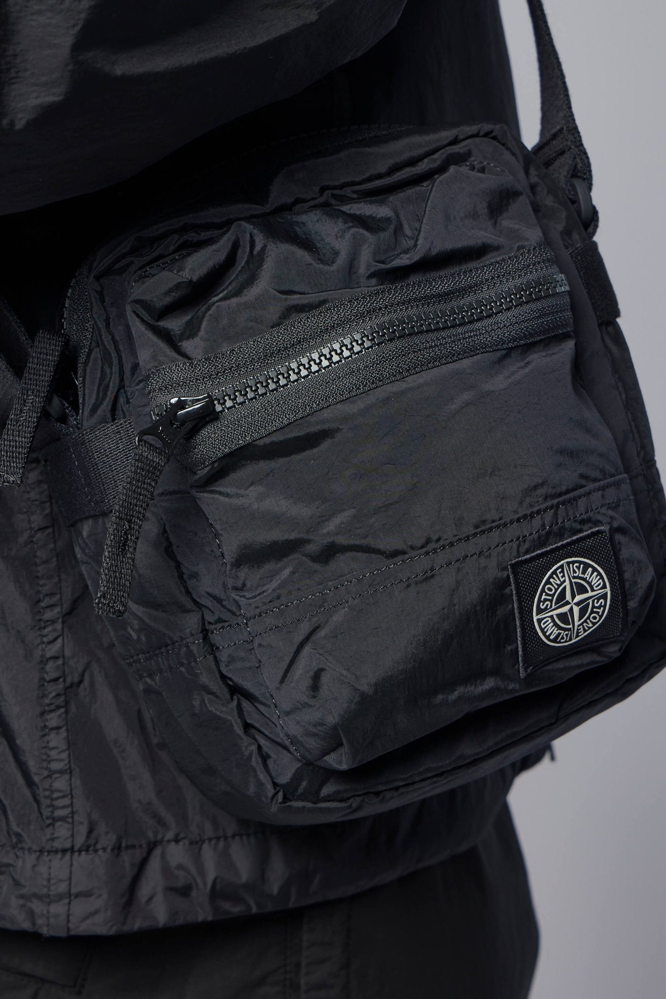 Cross Body Sleeve Body Bag