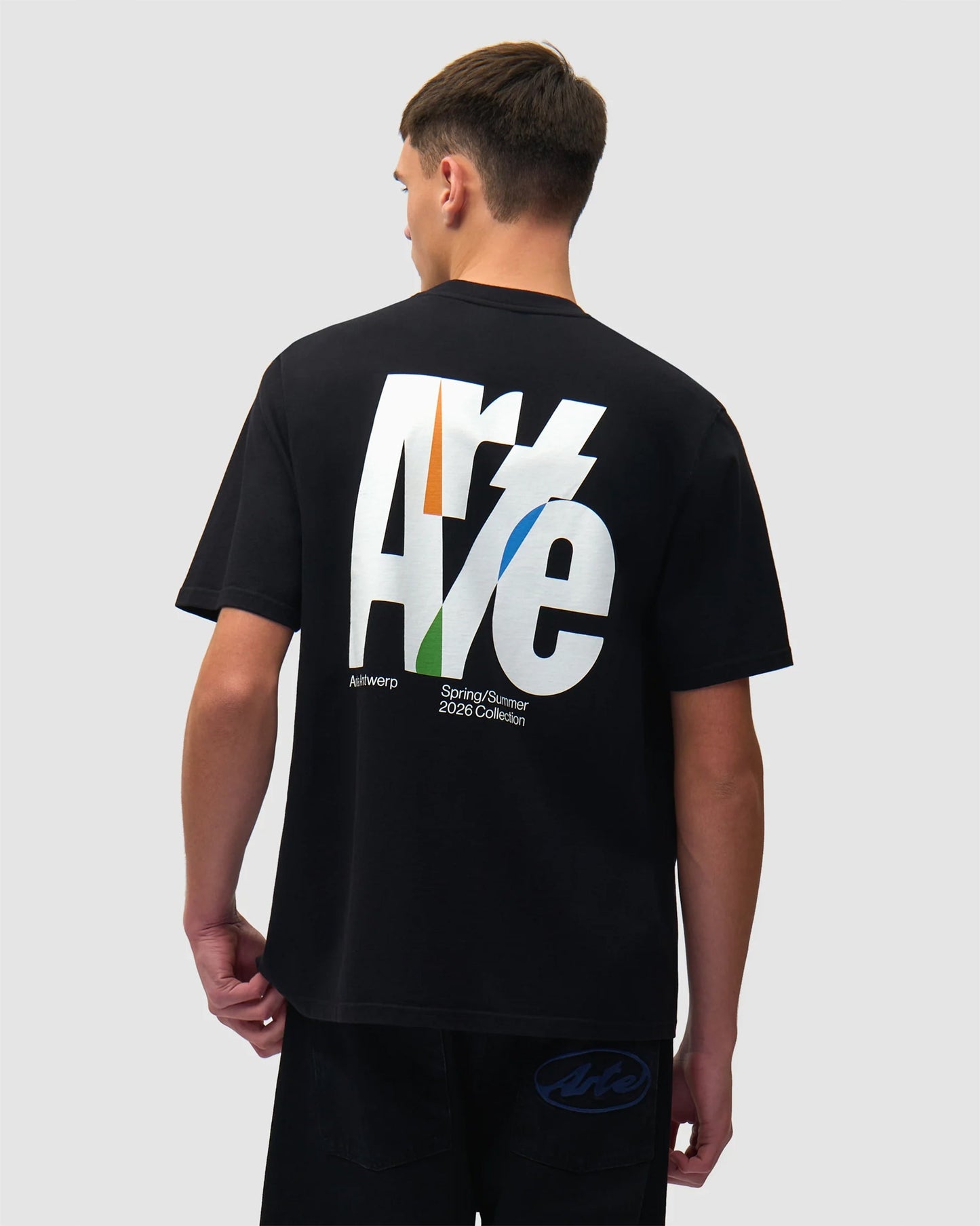 Camiseta con gráfico Relaxed Arte Antwerp Big Logo para hombre