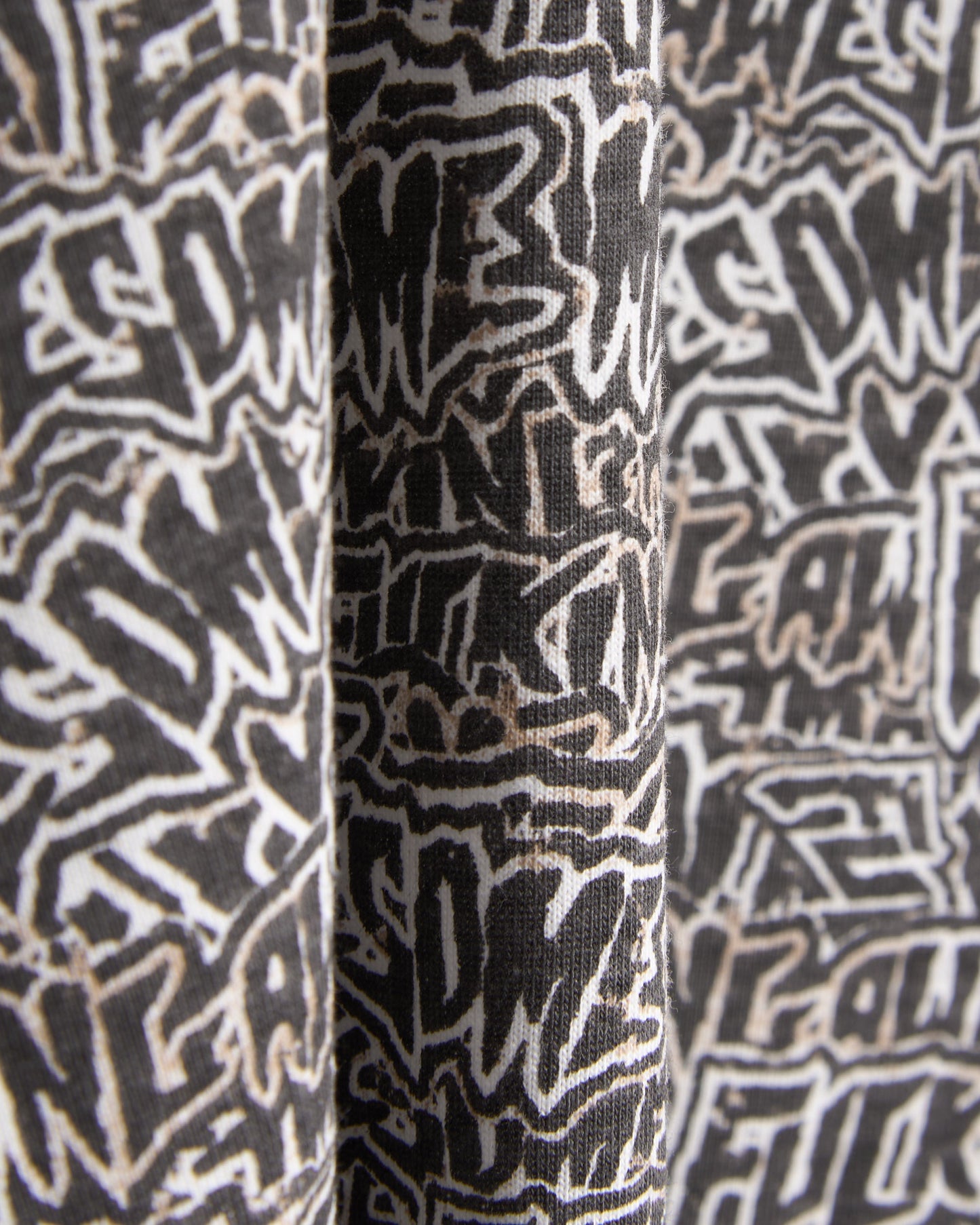 Camiseta Fucking Awesome Burnt Sticker Stamp para hombre