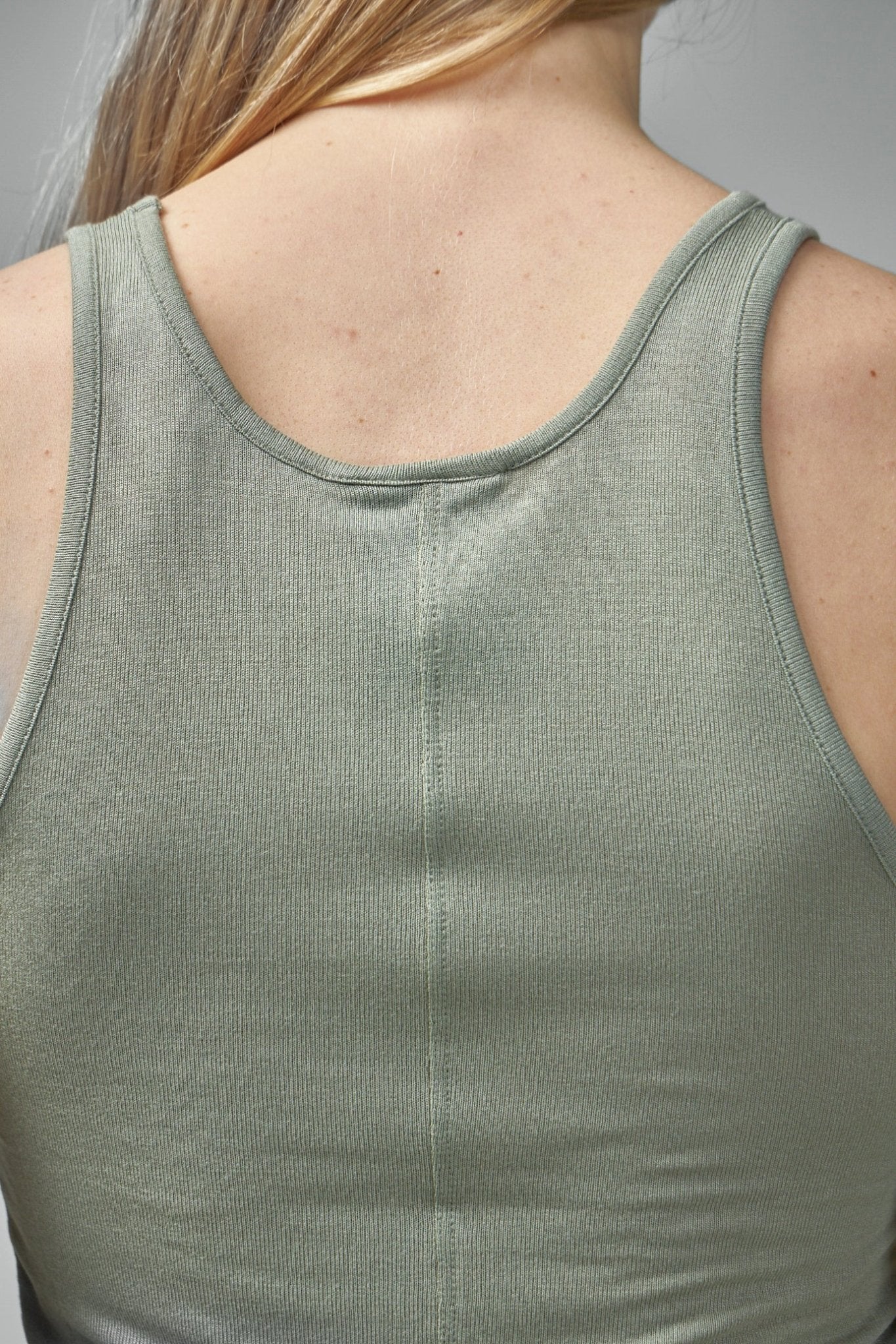 W TS 560