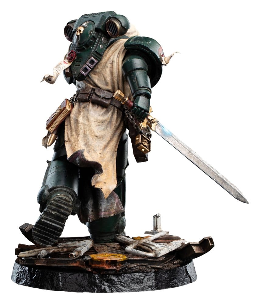 Warhammer 40,000 - Dark Angels Veteran Statue Official Weta Workshop