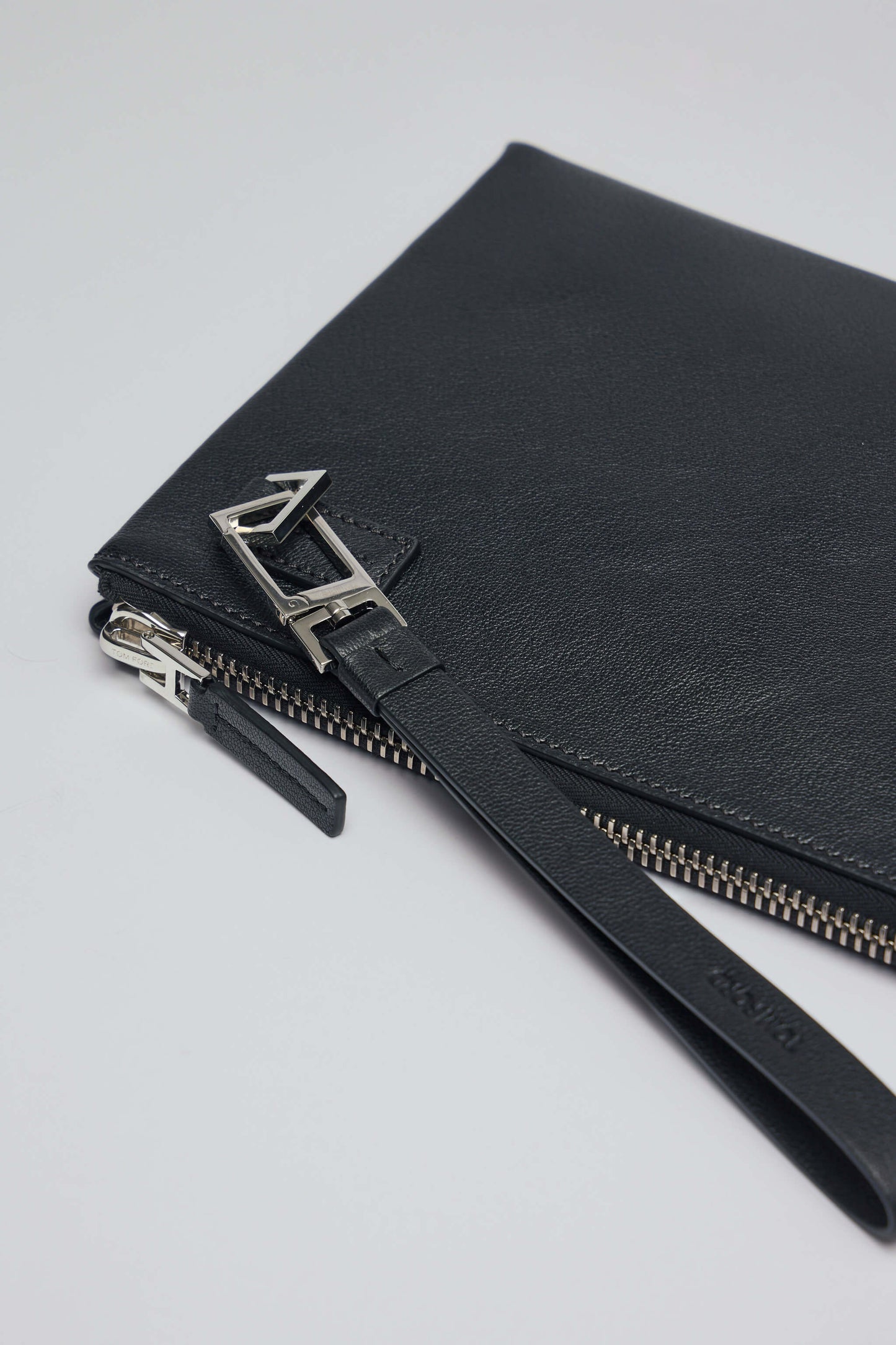 Grain Leather Minimal Slim Pouch with Wristlet