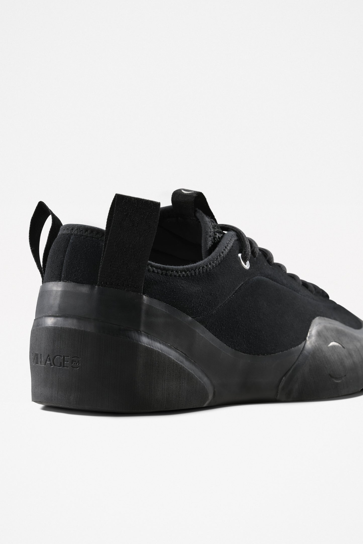 Village PM 1PM Black / Natural Black