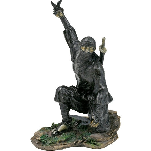 Throwing Star and Sai Ninja Statue