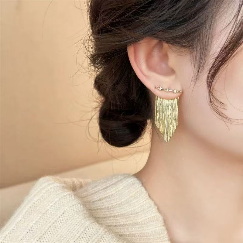 Lightweight Gold Dangling Fringe Earrings for Everyday Comfort and Style