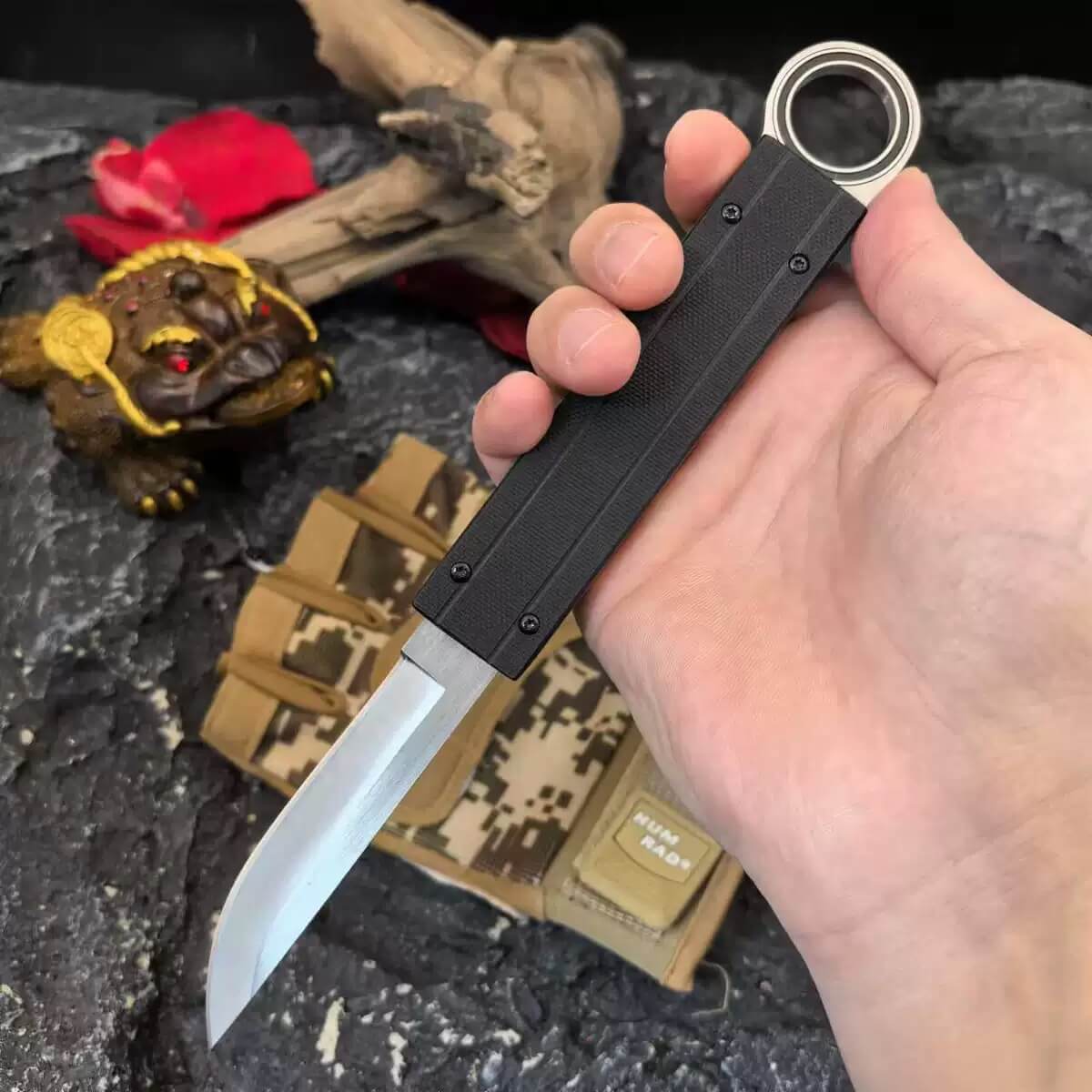 Outdoor sharp folding knife, portable drop out knife-GS77