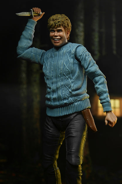 Friday the 13th – Ultimate Pamela Voorhees Action Figure