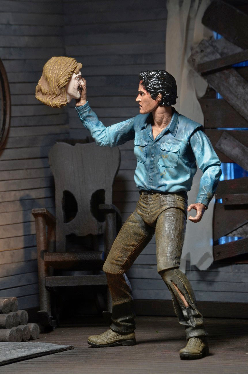 Evil Dead 2 – Official NECA Ultimate Ash Action Figure