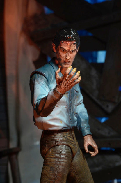 Evil Dead 2 – Official NECA Ultimate Ash Action Figure