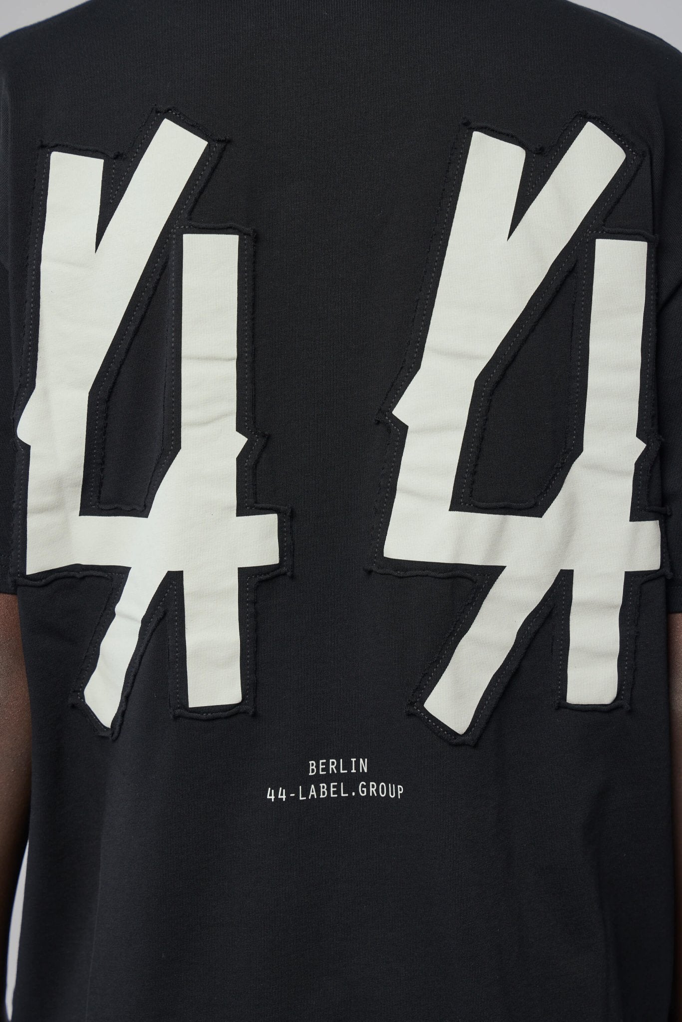 Tee Jersey Black + 44 Patched Solid Dirty White