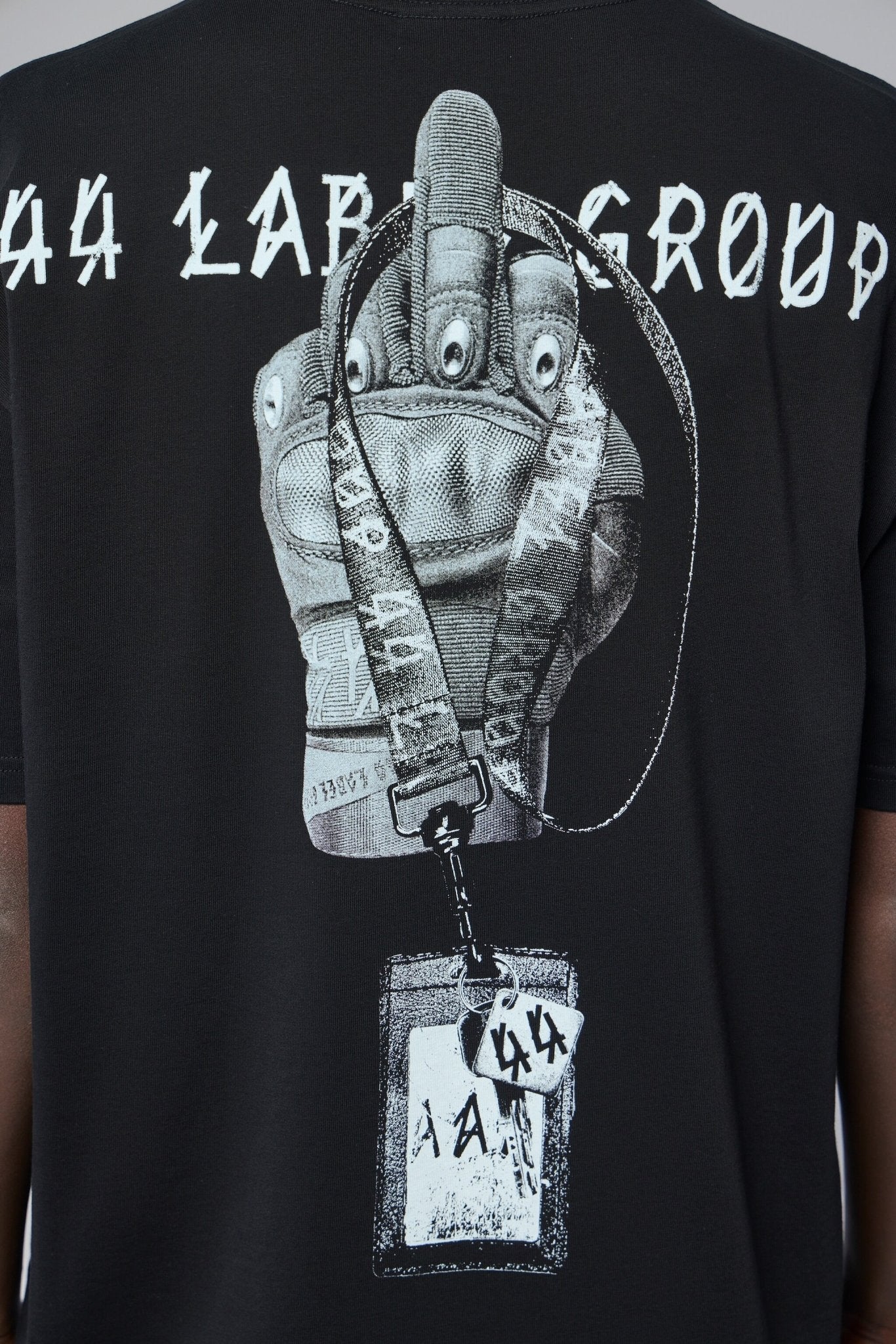 Tee Jersey Black + Gloves Dirty White