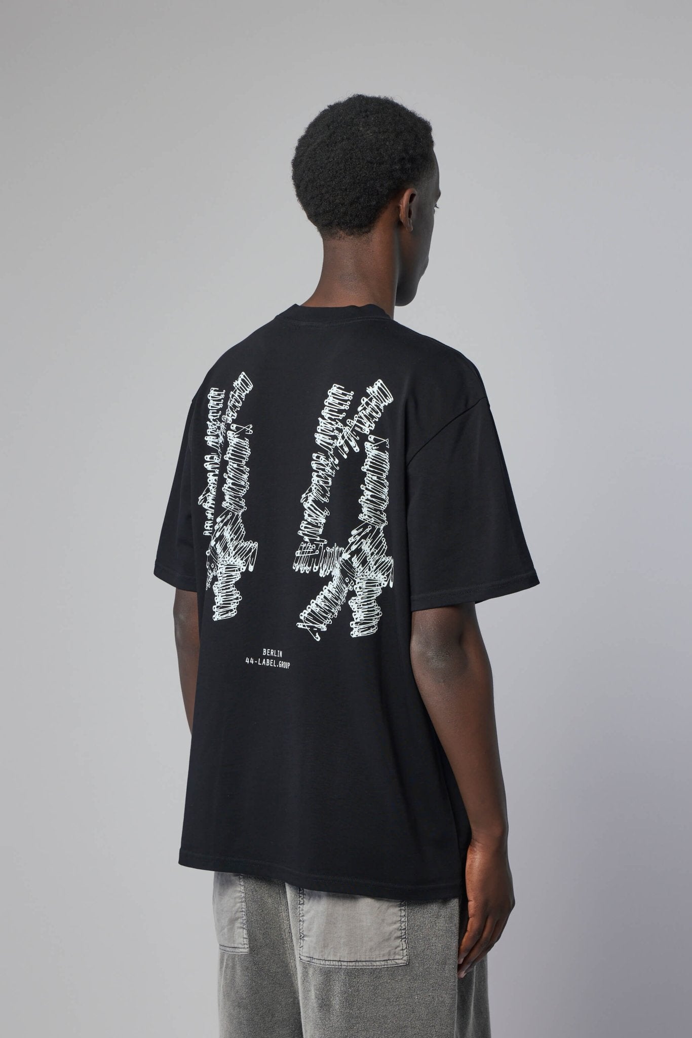 Tee Jersey Black + Pins Dirty White