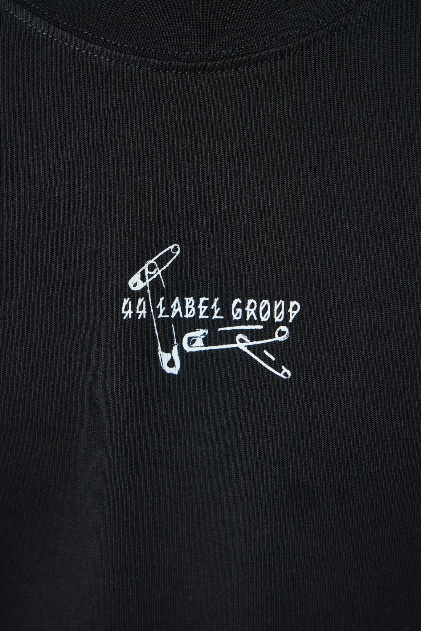 Tee Jersey Black + Pins Dirty White