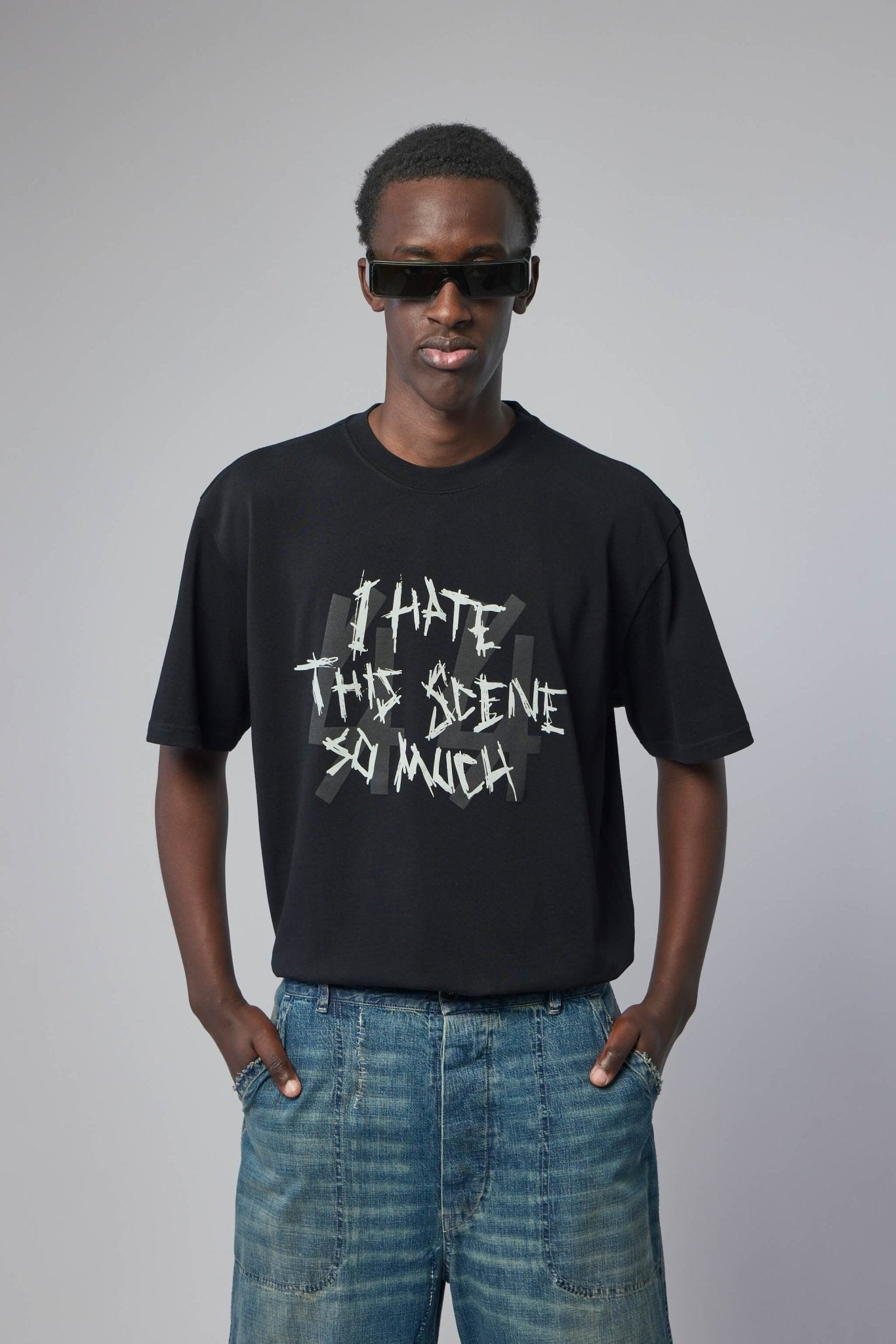 Tee Jersey Black + Scene Dirty White