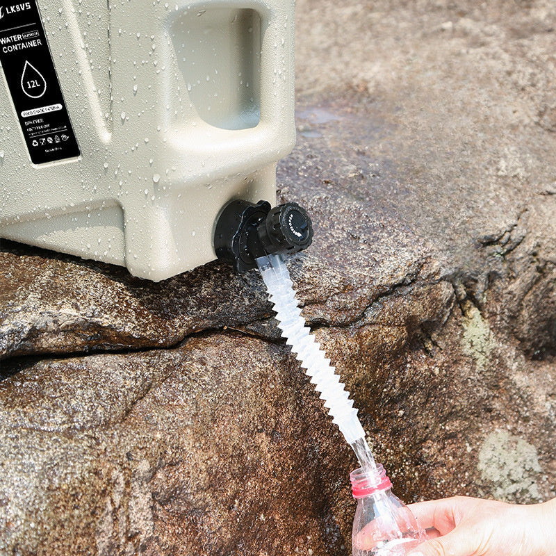 Outdoor Water Bucket with Spigot