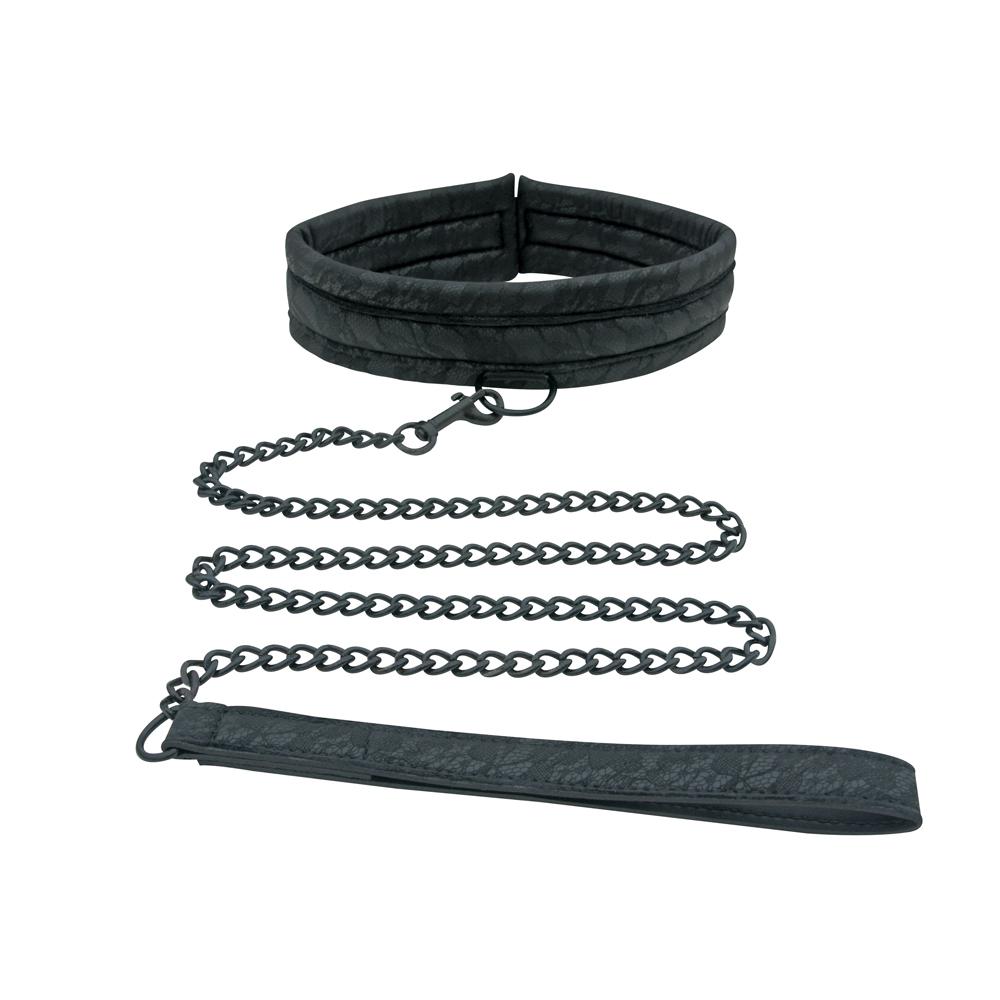 Lace Collar and Leash