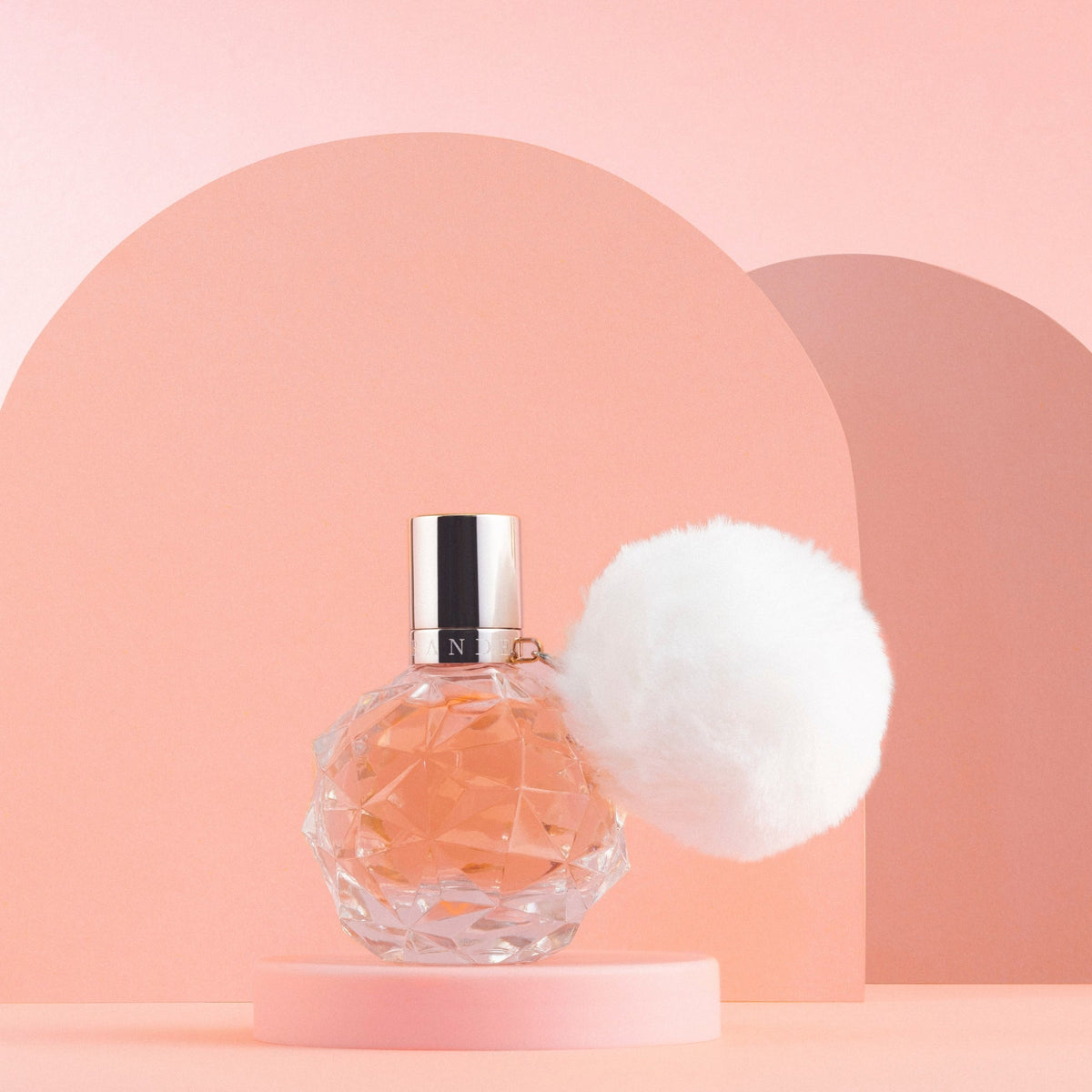 Ariana Grande Ari Eau De Parfum 50ml Spray