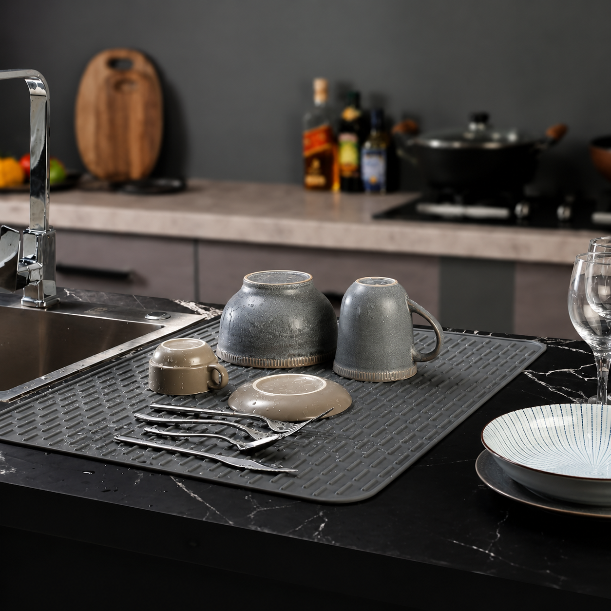 Food Grade Silicone Dish Drying Mat with Raised Ridges for Fast Draining