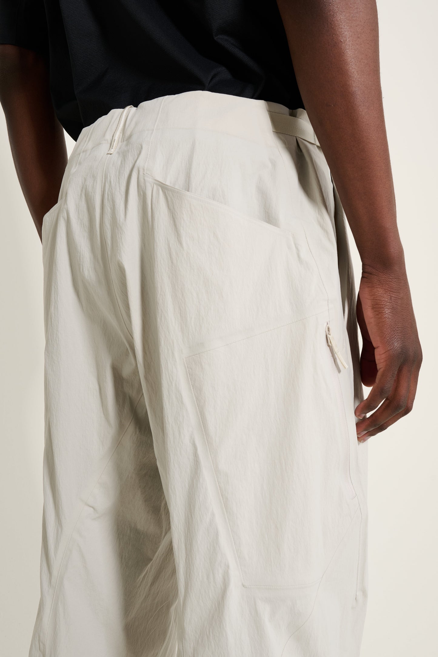 Arc'teryx Veilance Spere Cargo Pant Dark Cocoon