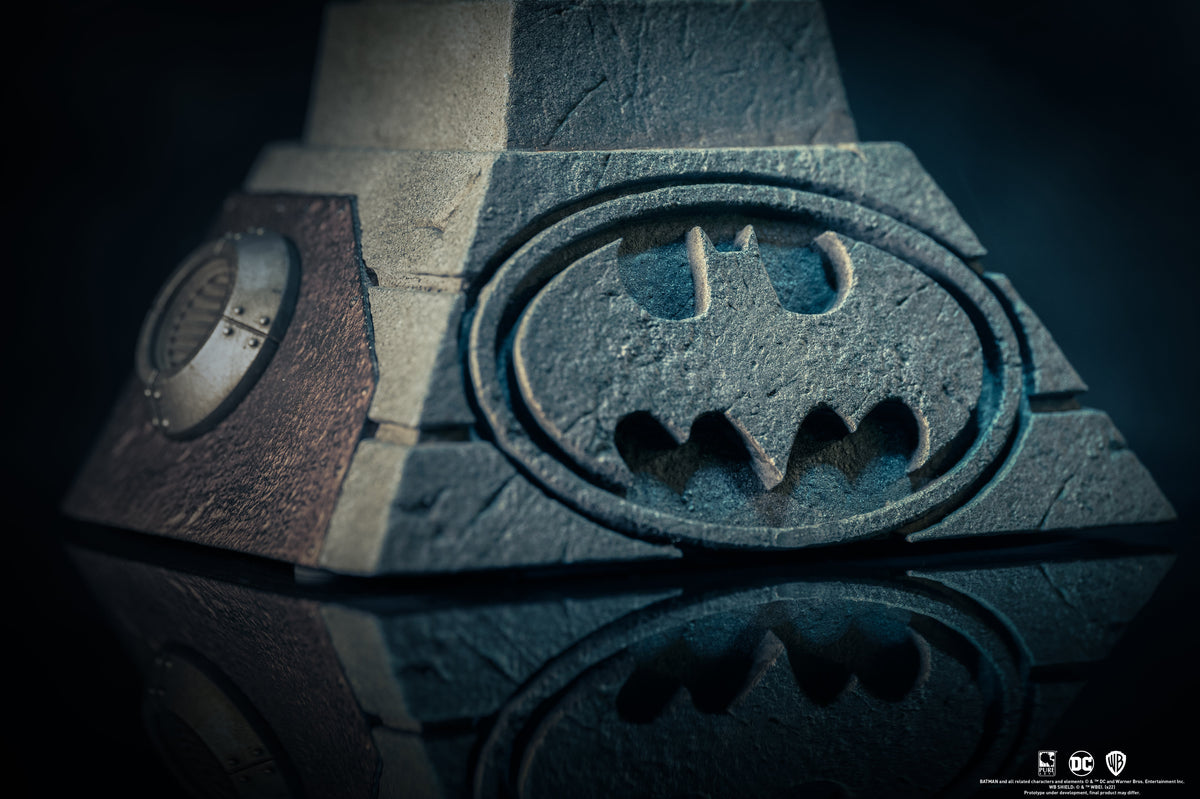 The Flash - Batman 1:1 Scale Cowl Replica
