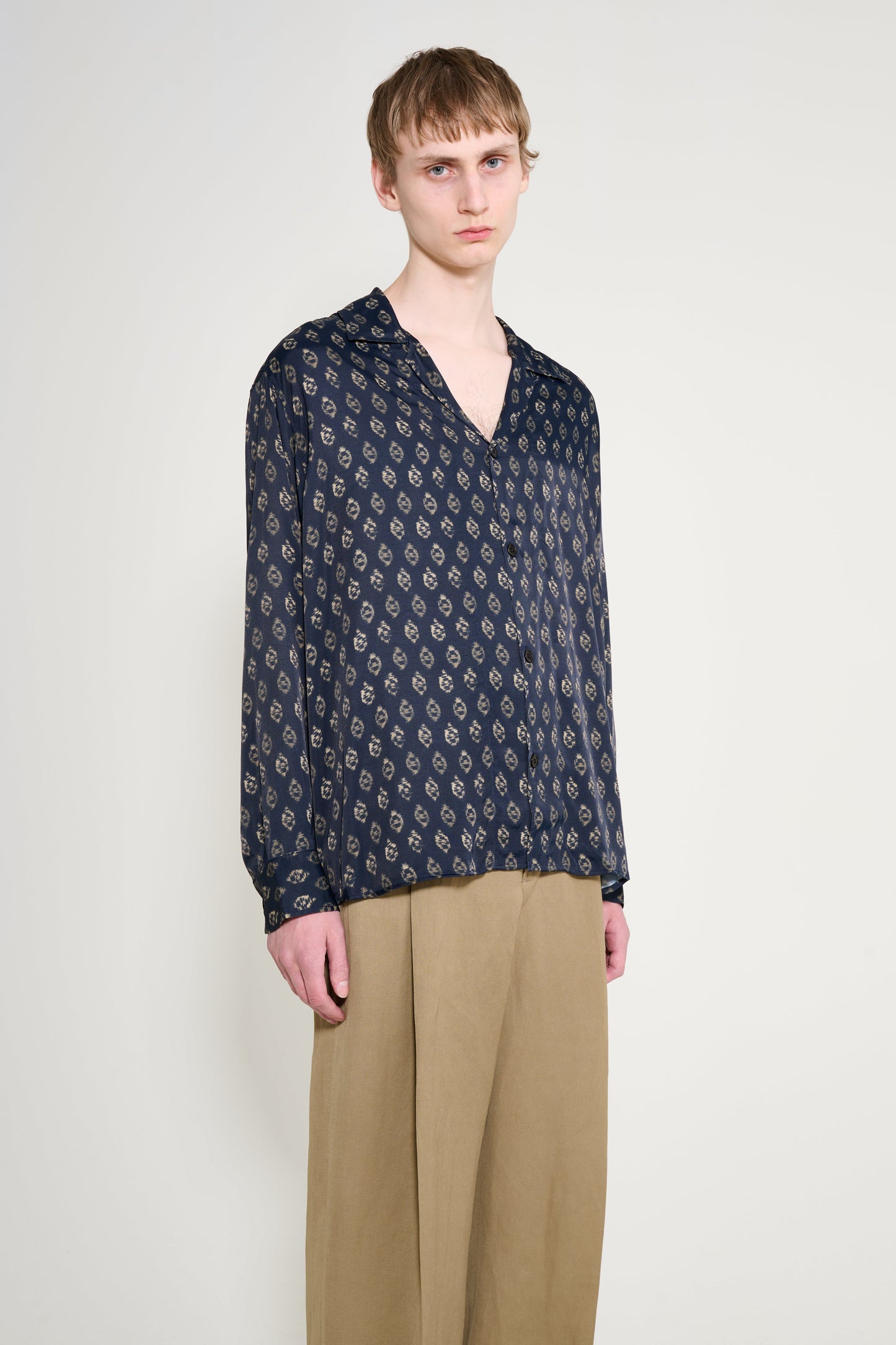 CMMN SWDN Rhodes Fluid Printed Shirt Navy