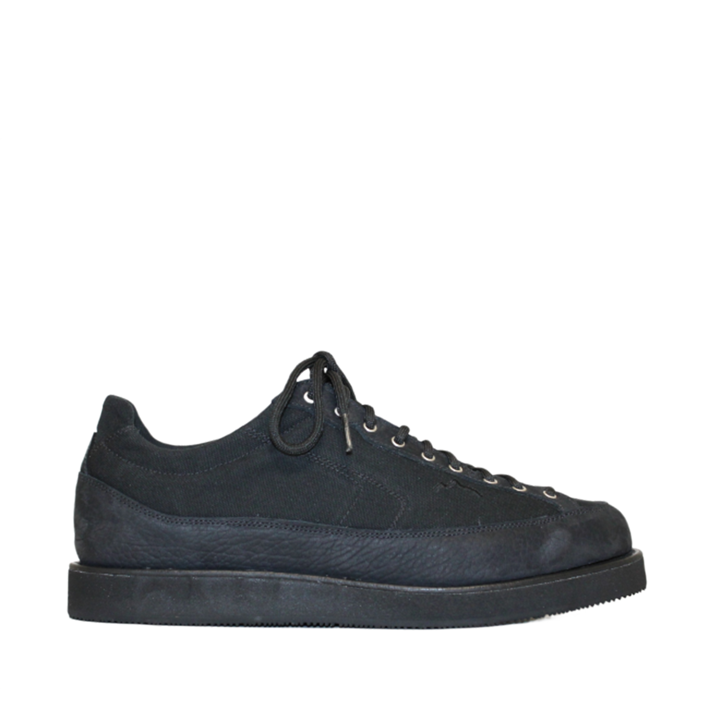 Modica Black Canvas M