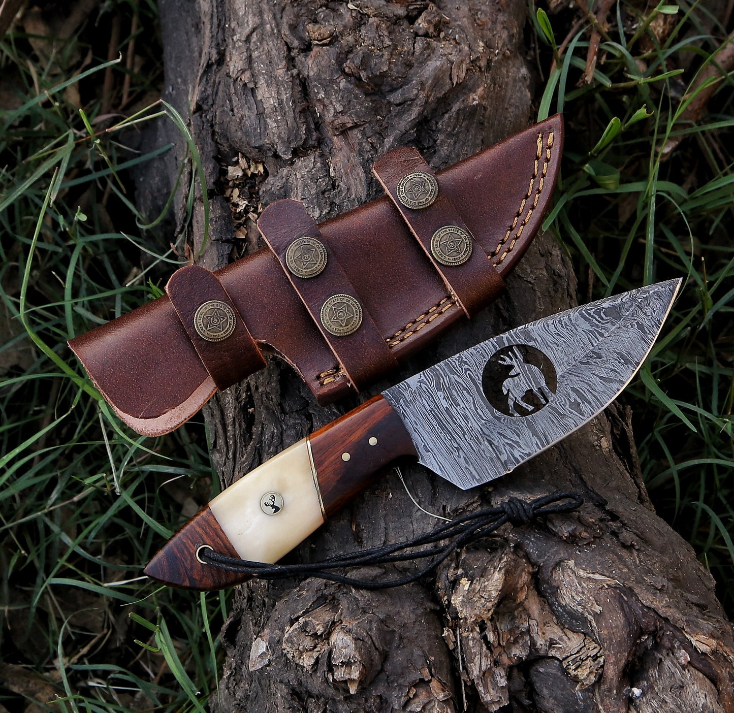 8.5" Damascus Steel Custom Handmade Hunting Skinning Knife