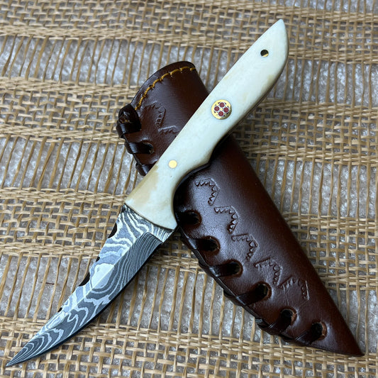 6" Damascus Steel Custom Handmade Hunting Skinning Knife 6"