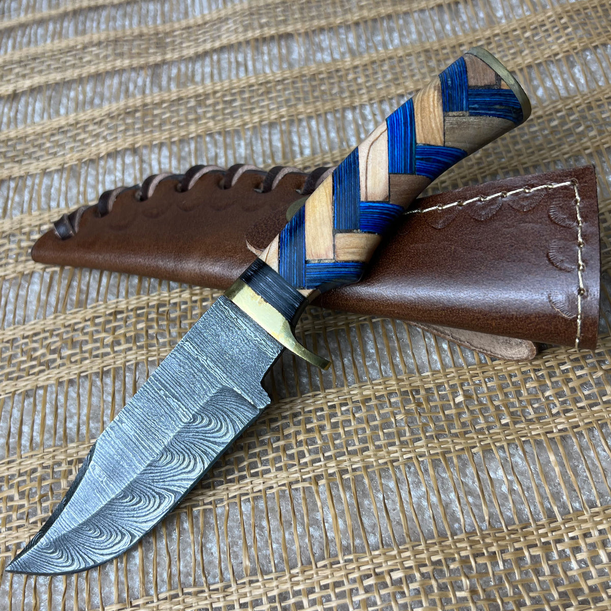 Damascus Steel Custom Handmade Hunting Knife 7.5" - TOPHATTER'S ARMORY DEALS