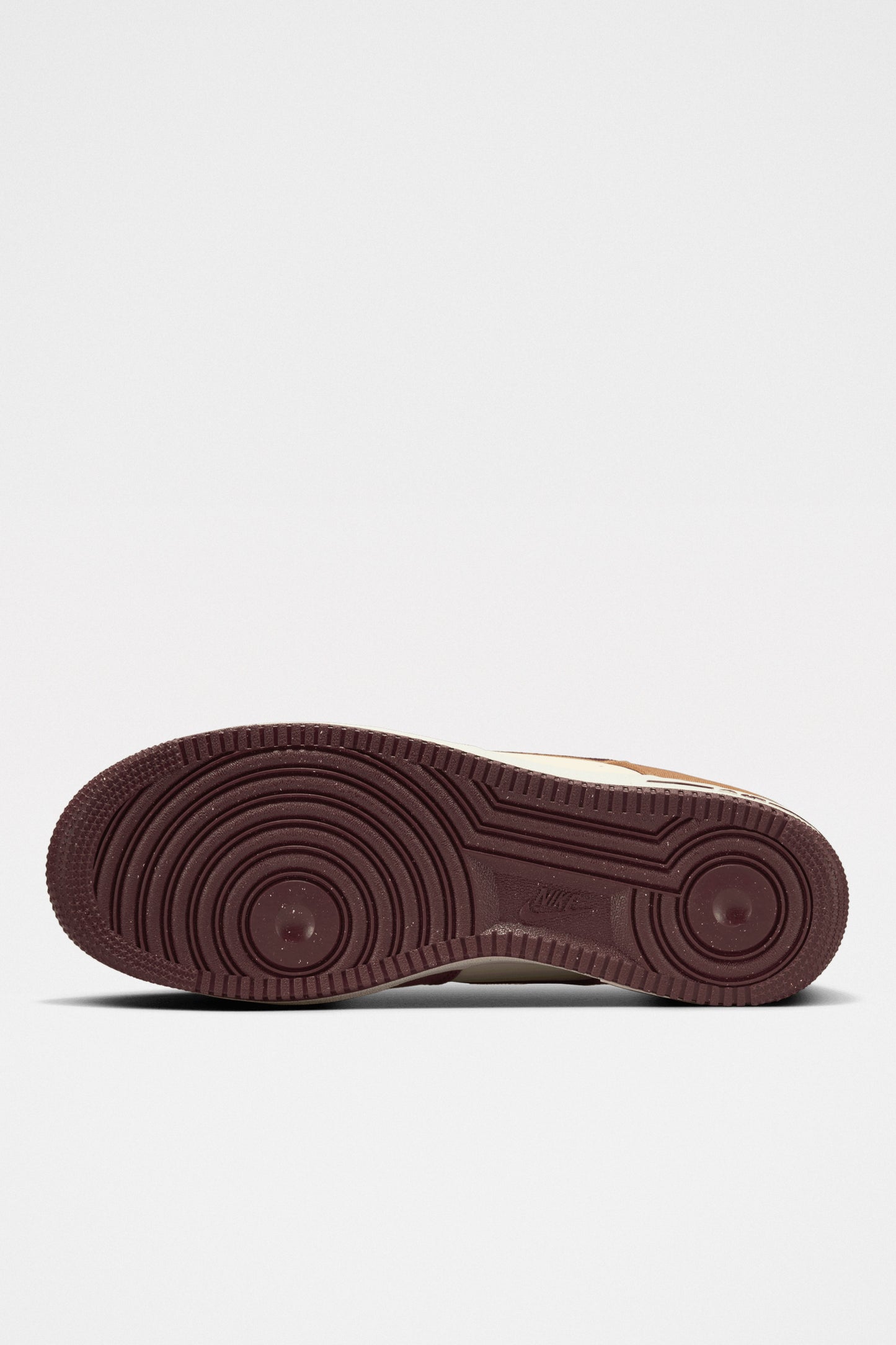 Nike Air Force 1 ‘07 LV8 Lt British Tan / Burgundy Crush