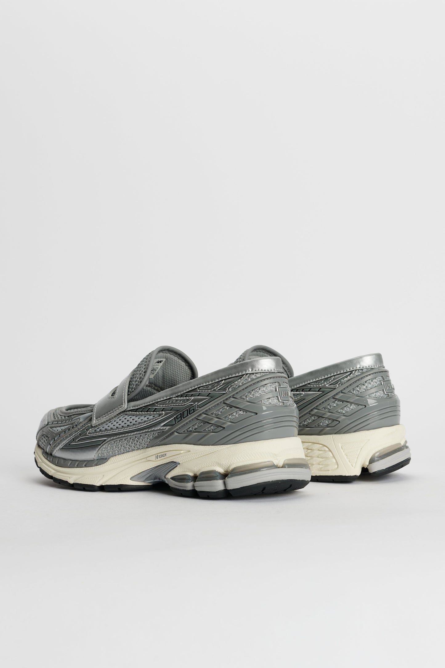 New Balance 1906 Loafer Silver / Shadow Grey
