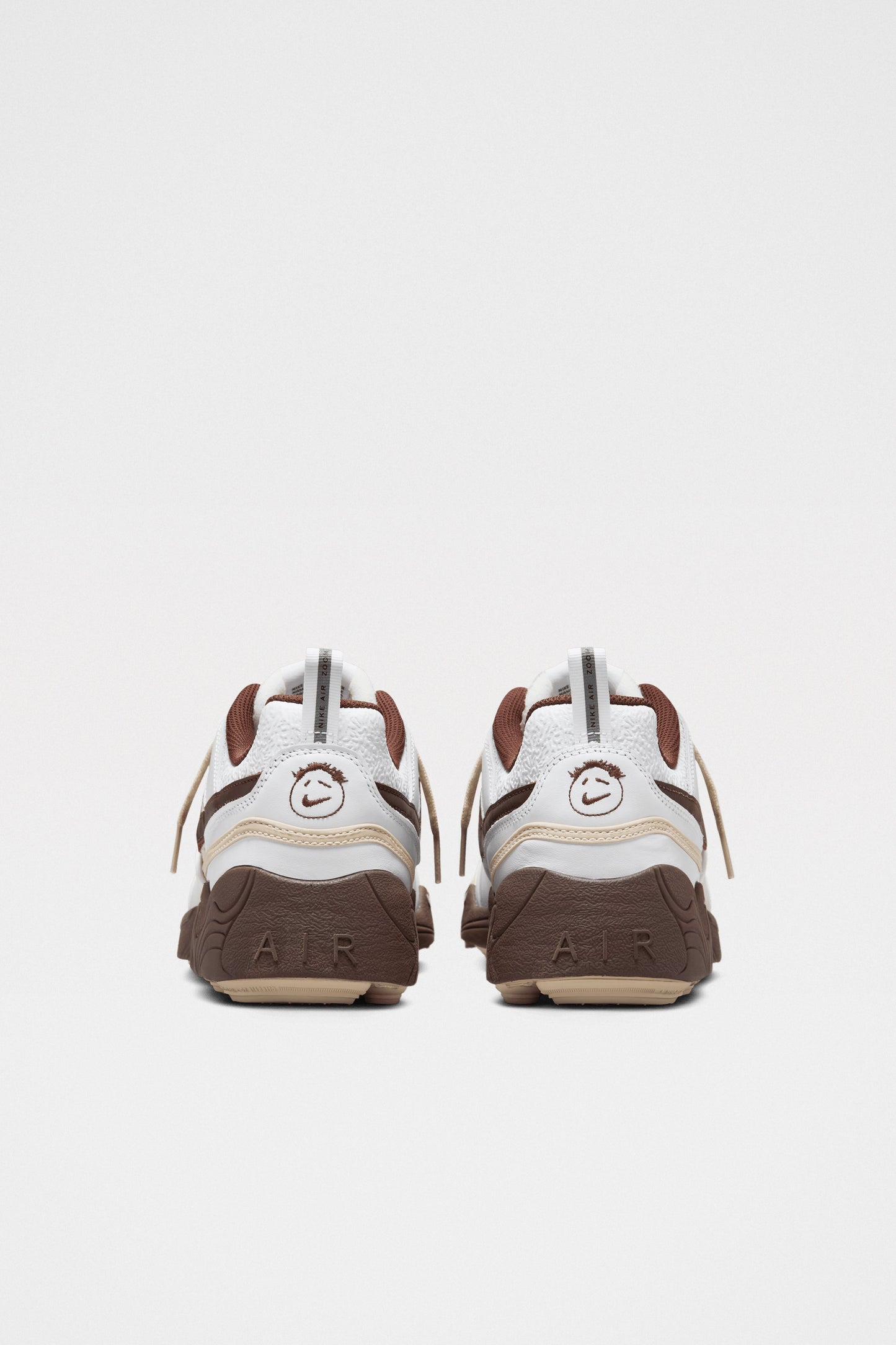 Nike x Travis Scott Zoom Field Jaxx White / Lt Chocolate