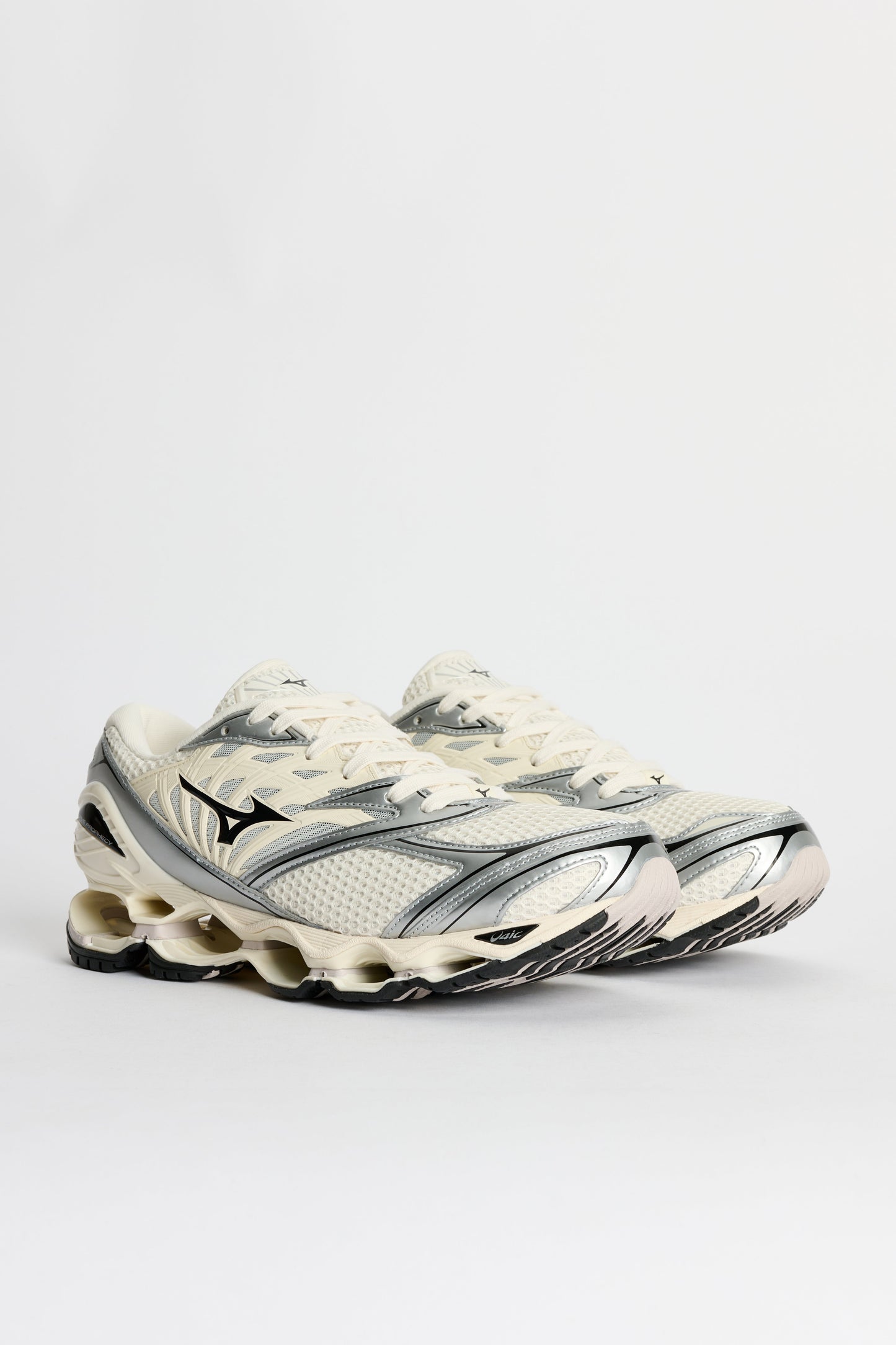 Mizuno Wave Prophecy LS Pristine / Silver