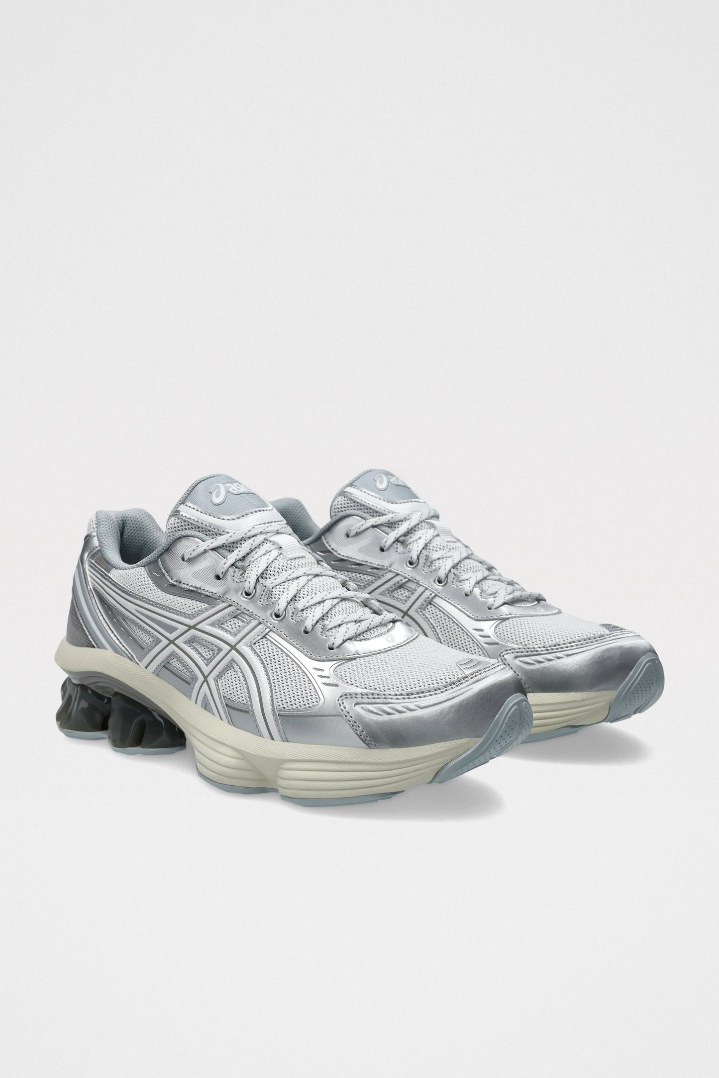 Asics Gel-Kinetic Fluent White / White