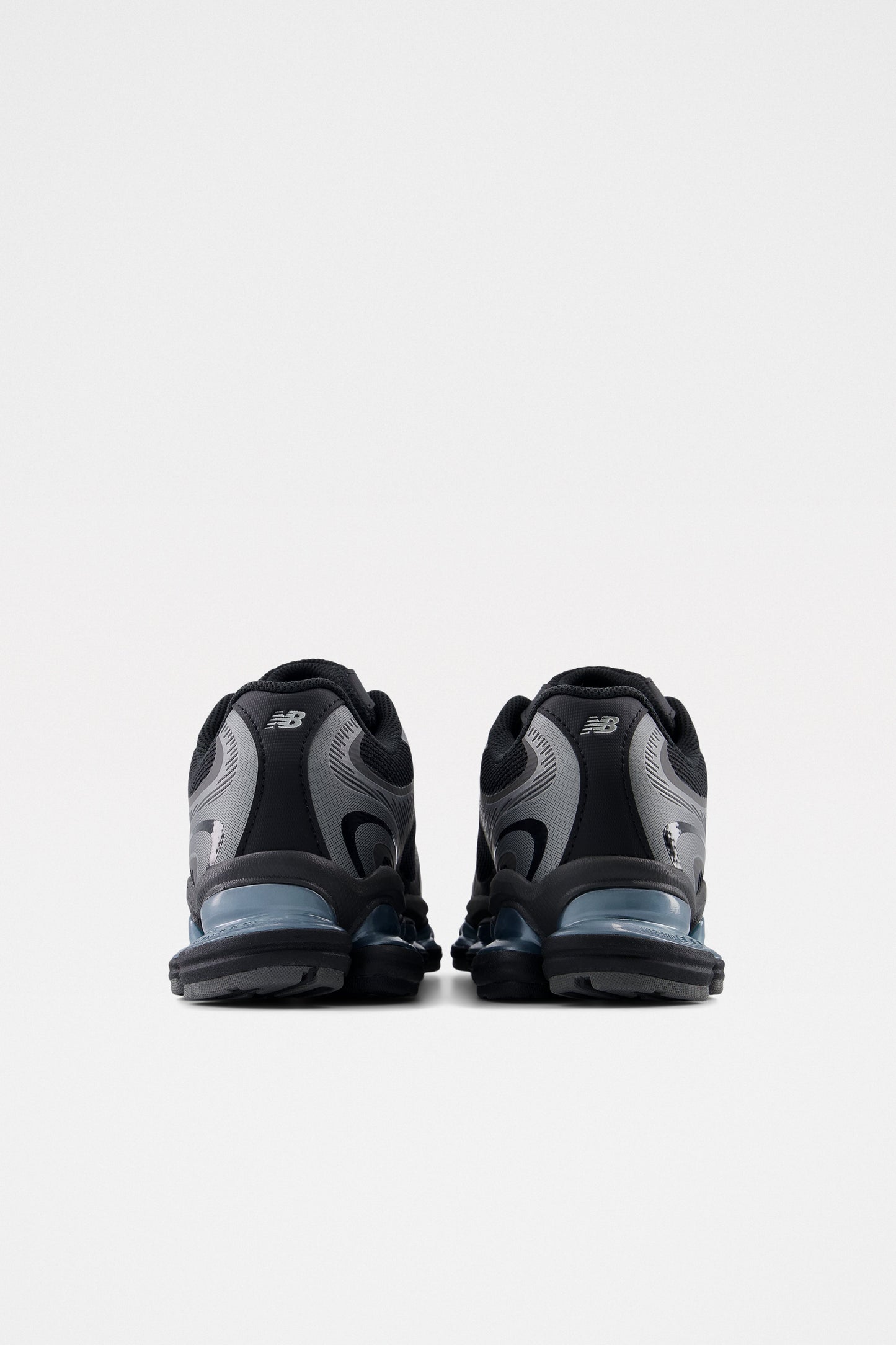 New Balance ABZORB 2000 Black / Dark Silver Metallic
