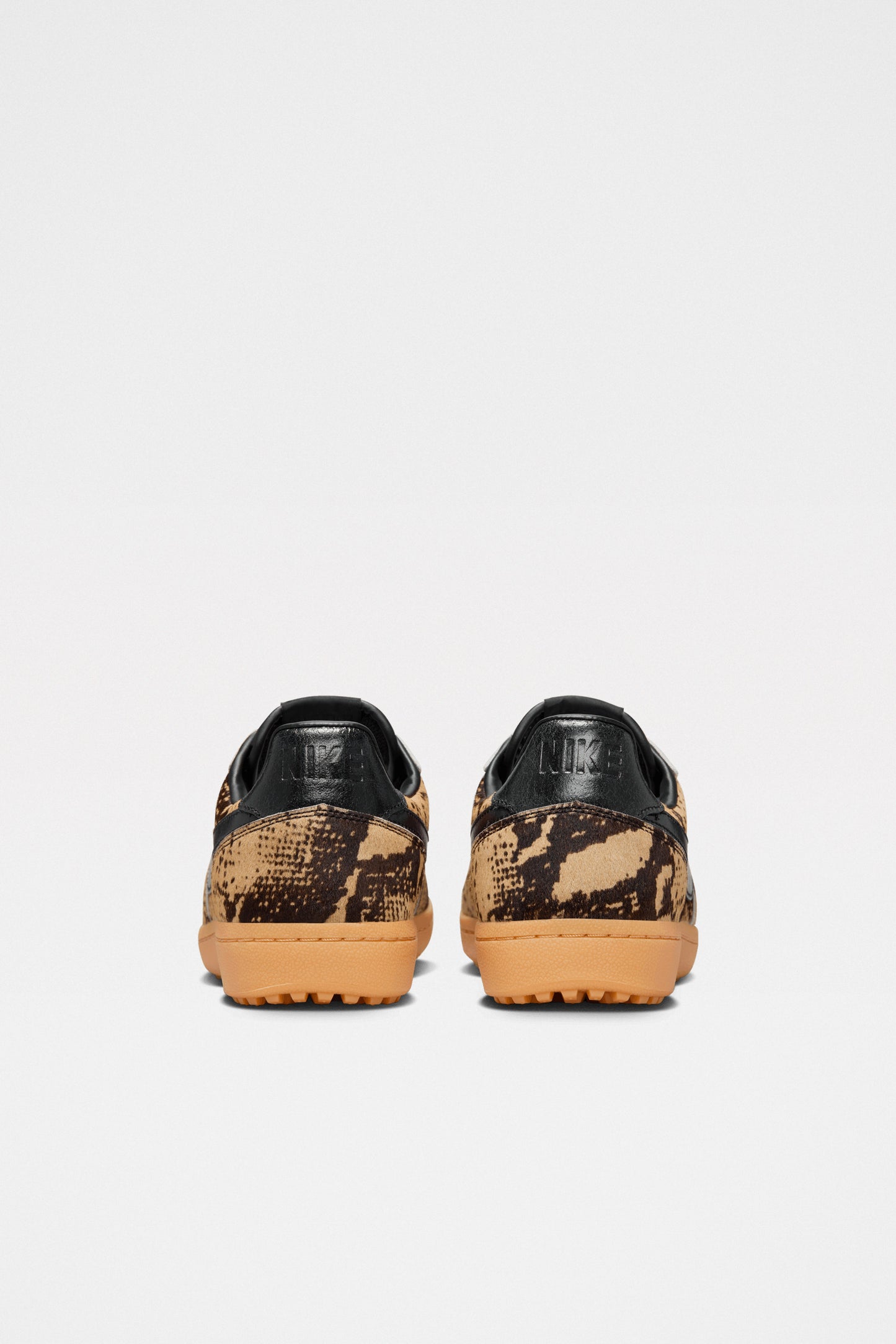 Nike Field General Prm Black / Gum Yellow