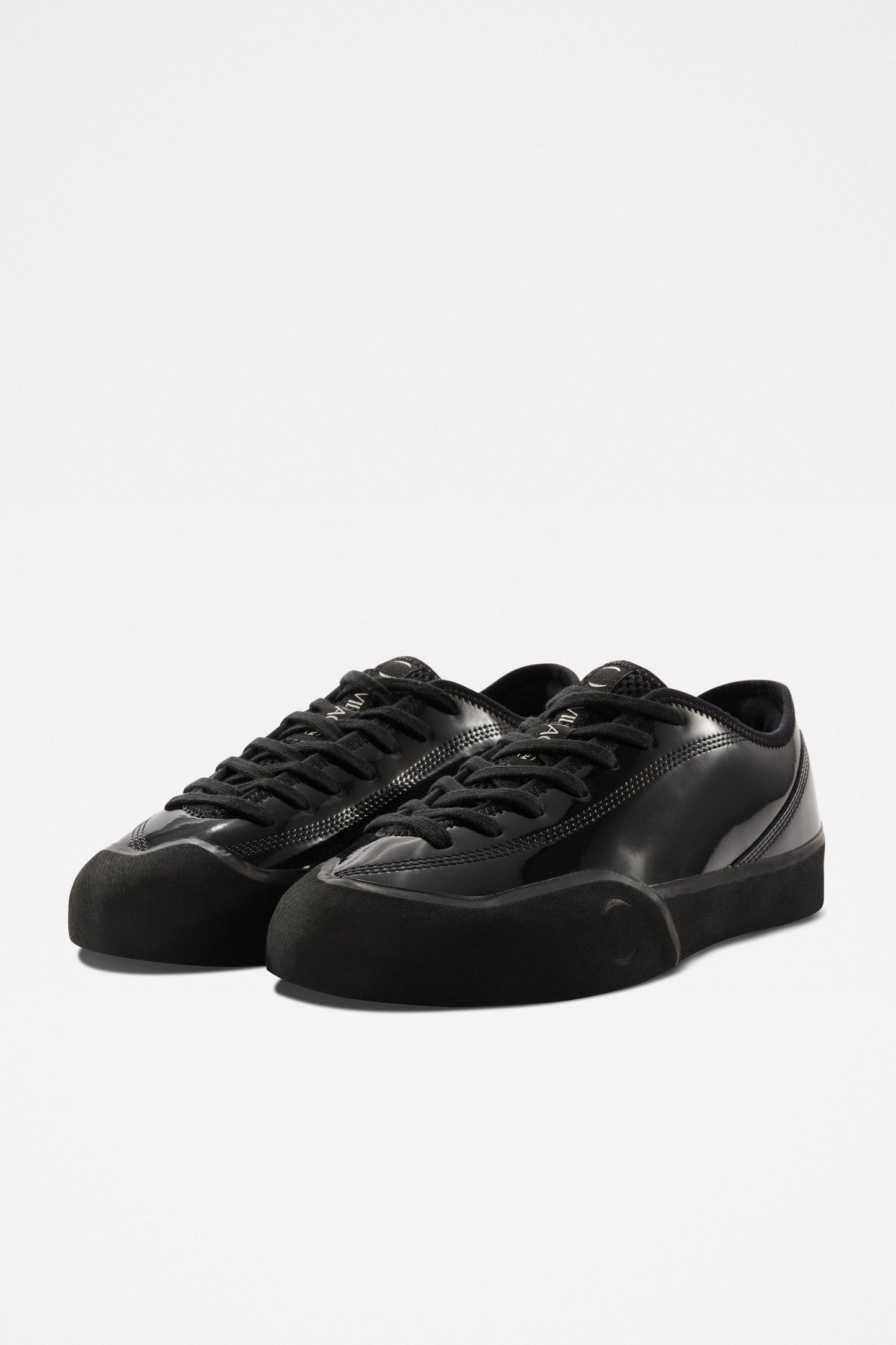 Village PM 1.30 PM Gloss Black / Natural Black