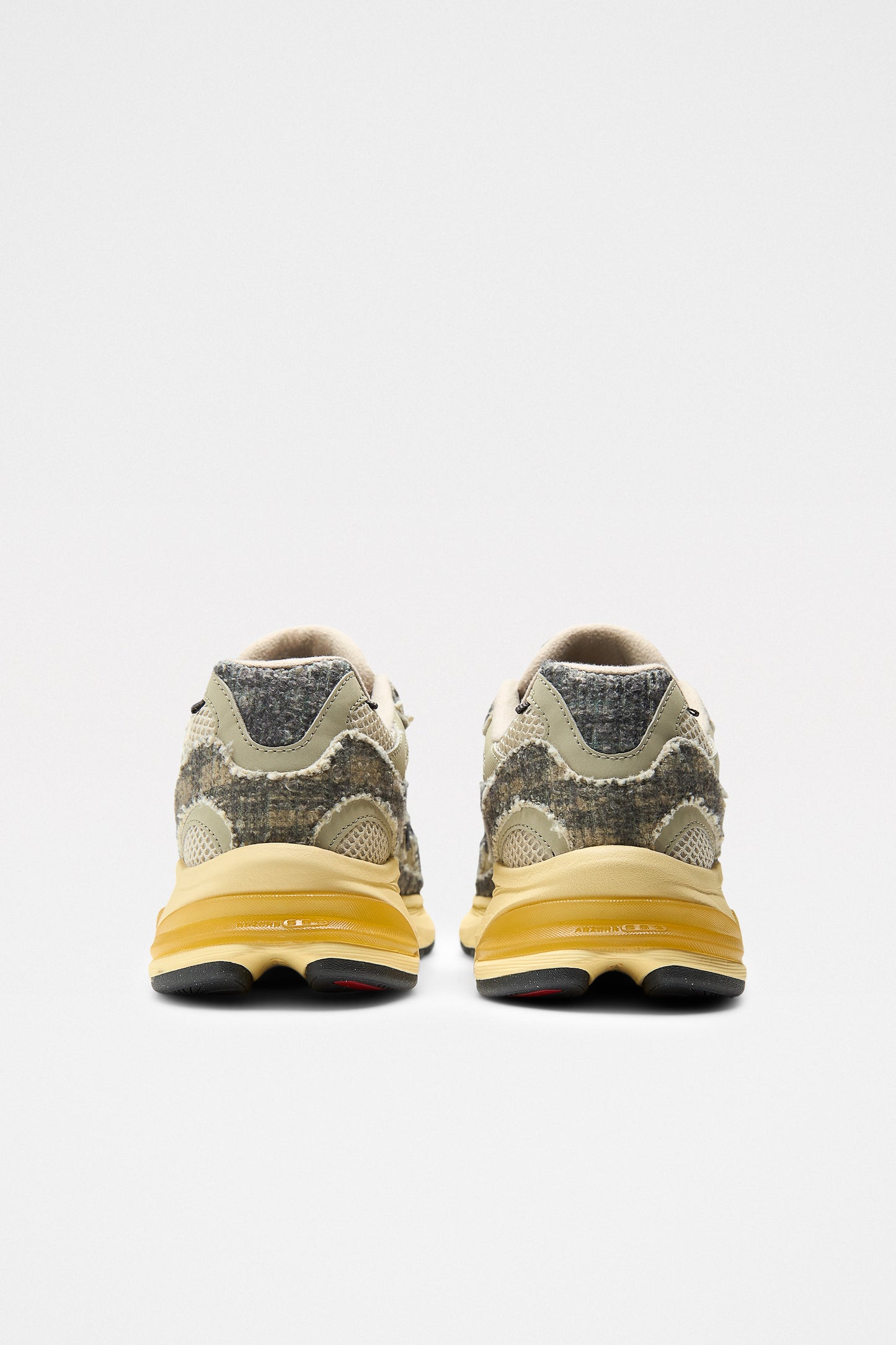 New Balance x Joe Freshgoods Abzorb 2010 Cub / Eucalyptus