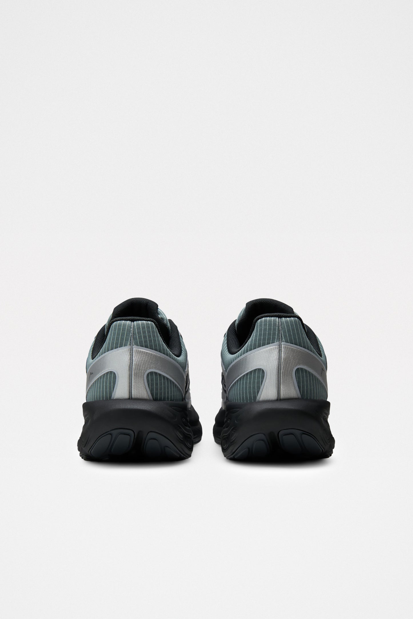New Balance x CAYL TRN Slate Grey / Silver Metallic