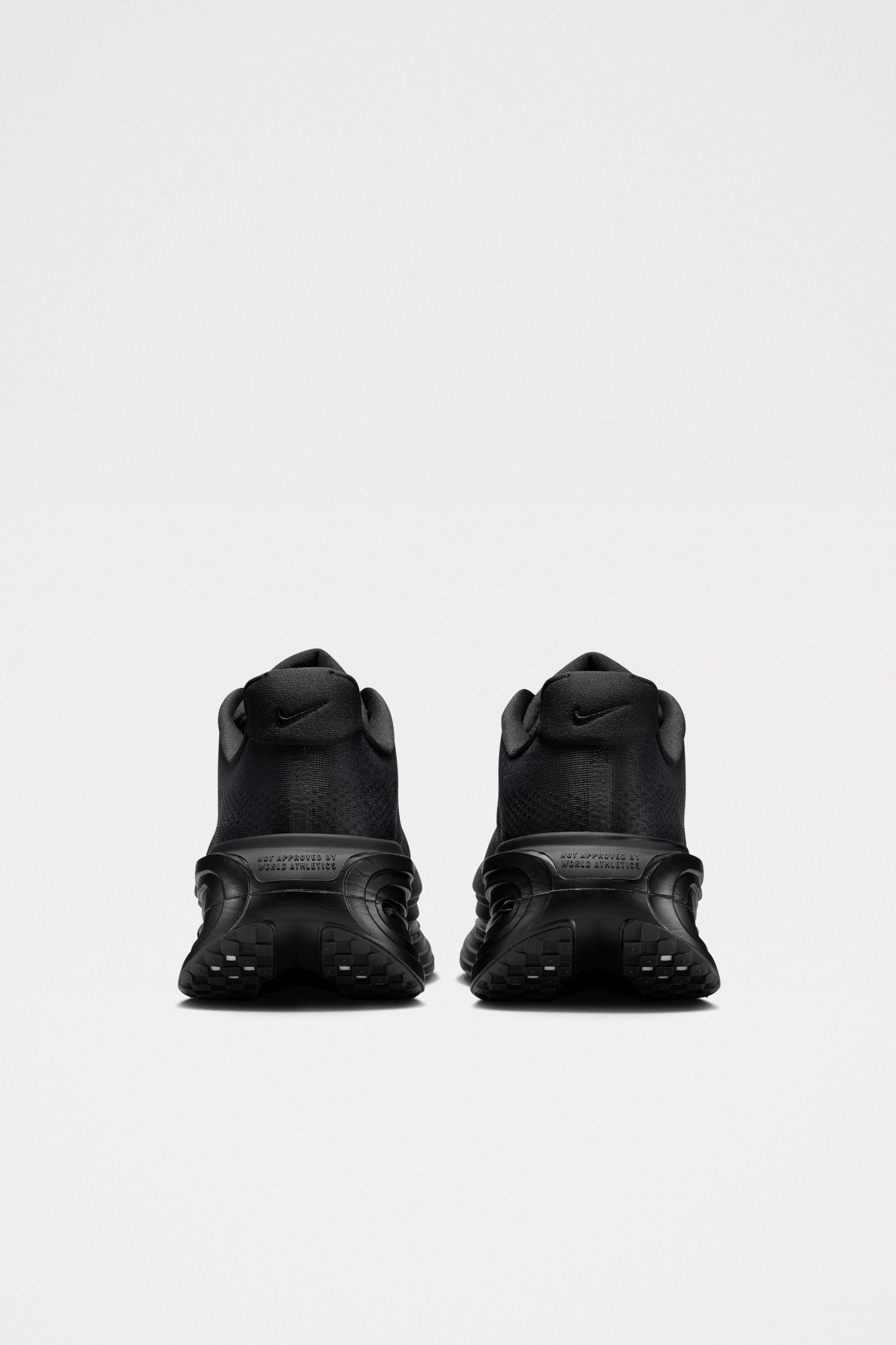Nike Vomero Premium SP Black / White
