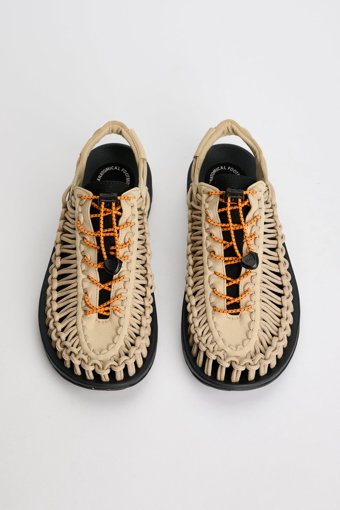 KEEN Uneek Sneaker Sandal Safari / Orange Peel