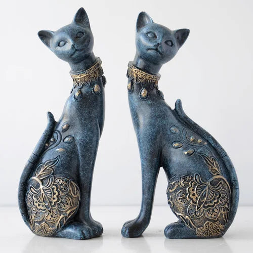Set of 2 Decorative Resin Cat Statues for Home Decor & Creative Wedding Gifts