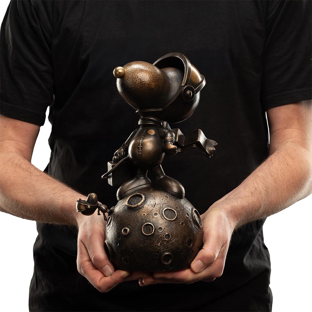 Peanuts - Snoopy: First Beagle on the Moon Limited Edition Bronze Statue | Weta Workshop