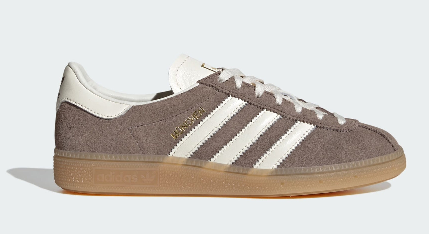 [IH4208] Womens adidas Muenchen
