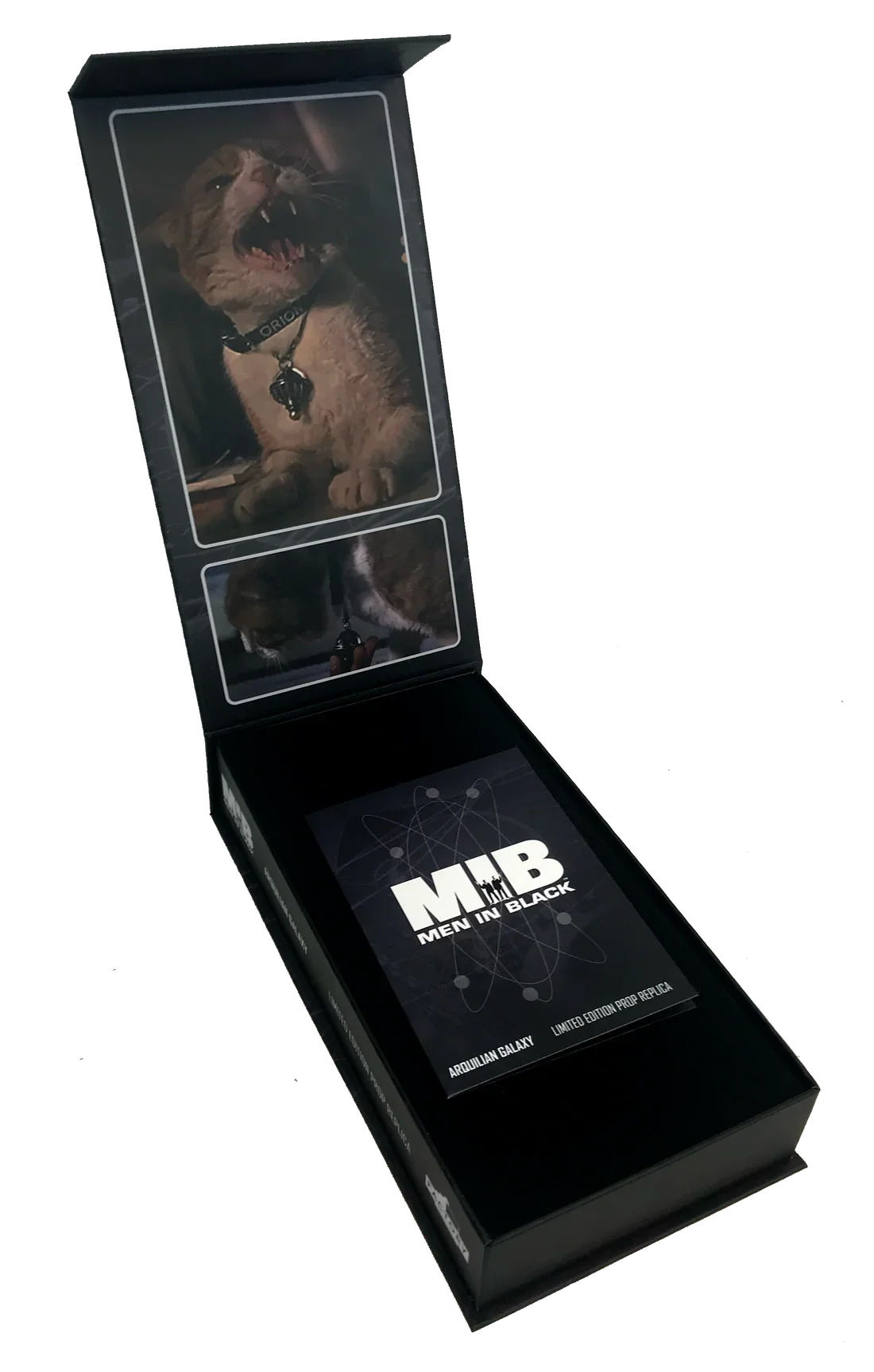 Factory Entertainment Men In Black Arquilian Galaxy Pendant Limited Edition Prop Replica