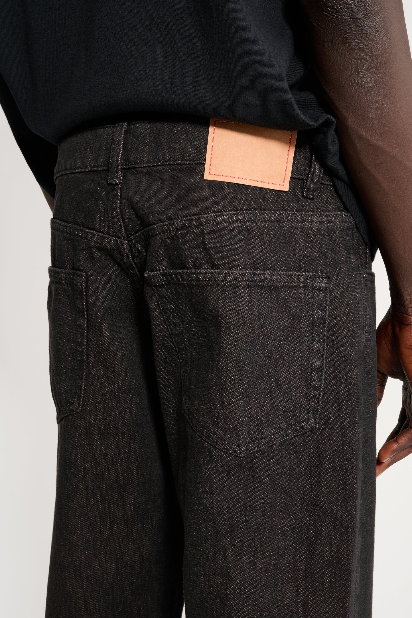 Jeanerica Vega Brown Black