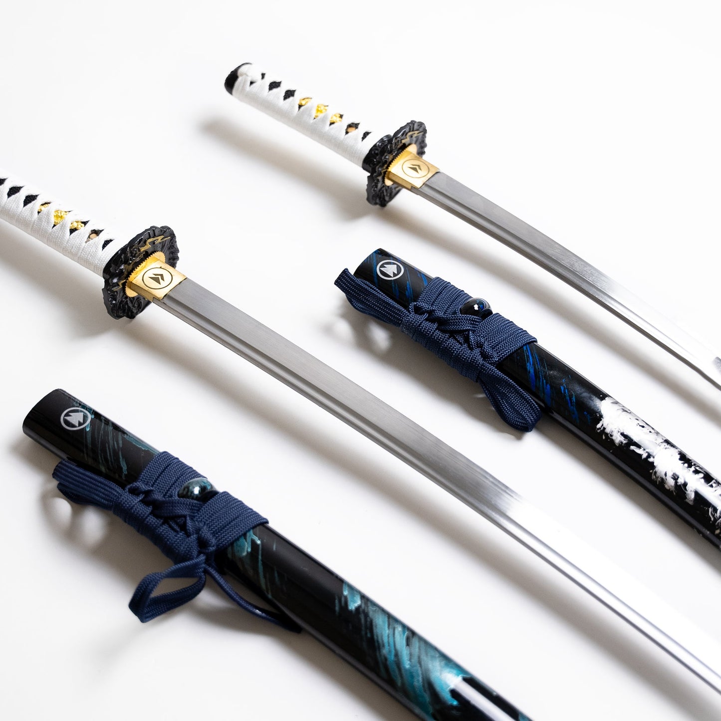 Jin Sakai's Sakai Katana and Tanto Set (Battle Ready)